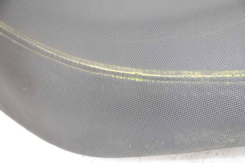 photo de SELLE TNT MOTOR ROMA 10' 4T 50 (2019 - 2022) - Stato della superficie e materiale