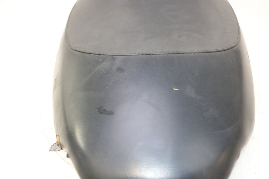 photo de SELLA PEUGEOT TREKKER 50 (1995 - 2004) - Altra angolazione