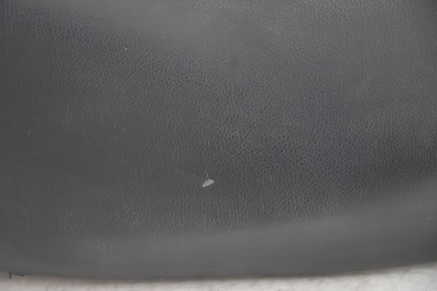photo de SELLA PEUGEOT TREKKER 50 (1995 - 2004) - Altra angolazione