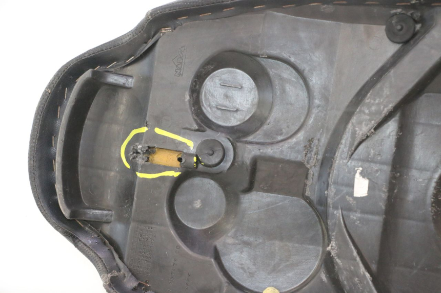 photo de SELLA PEUGEOT TREKKER 50 (1995 - 2004) - Zoom qualità usato