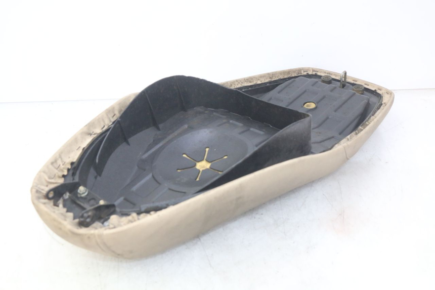 photo de SELLE PEUGEOT TWEET 4T 50 (2010 - 2014) - Ricambio usato controllato