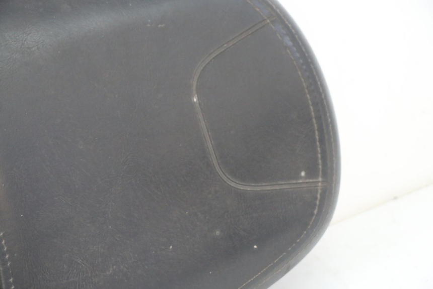 photo de SELLE PEUGEOT TWEET 4T 50 (2014 - 2019) - Primo piano tecnico