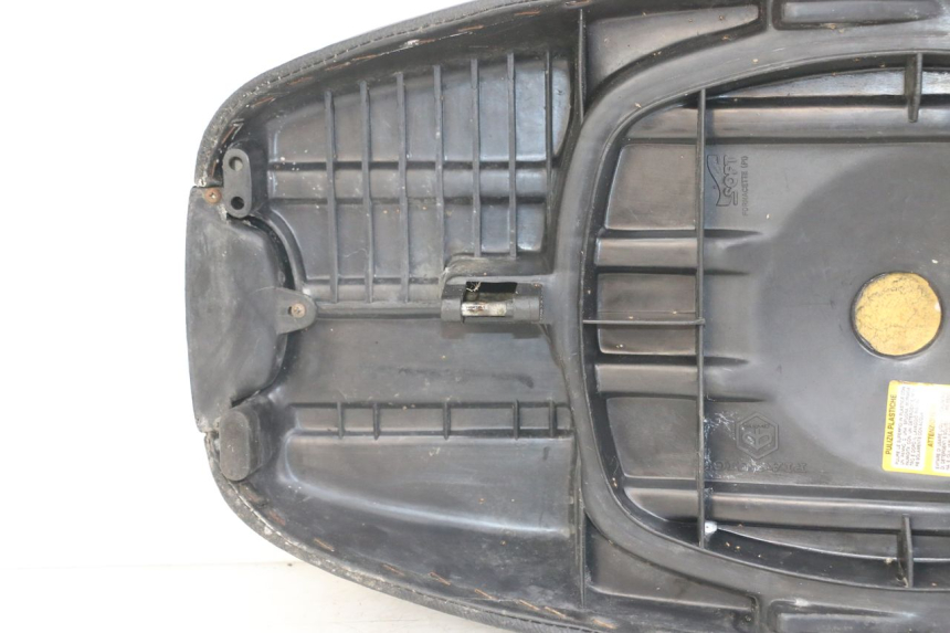 photo de SELLE PIAGGIO TYPHOON 80 (1994 - 1997) - Primo piano ad alta risoluzione