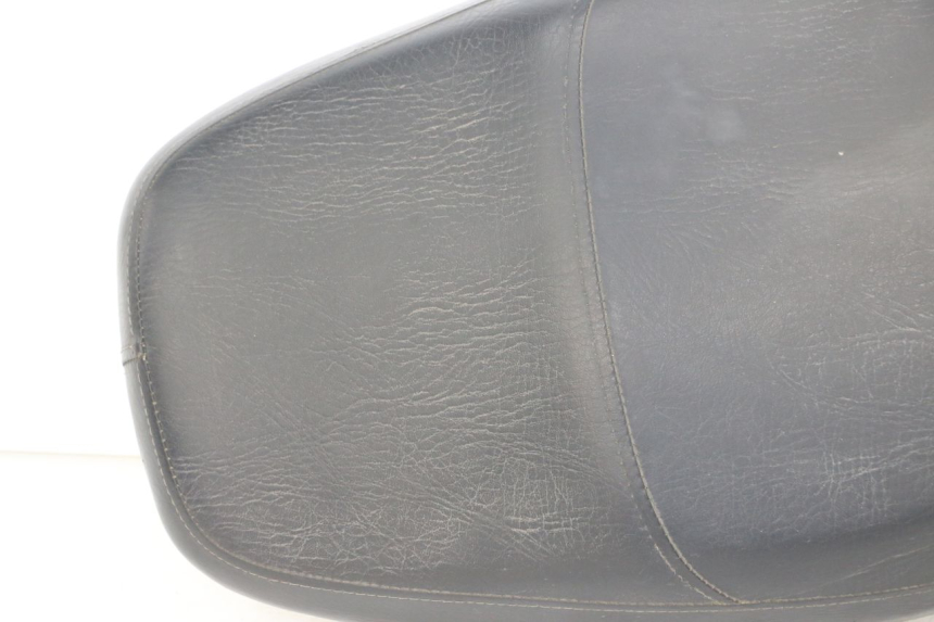 photo de SELLE UNIVERSAL BIKE ZN50QT-11B 50 (2018 - 2021) - Zoom sui componenti