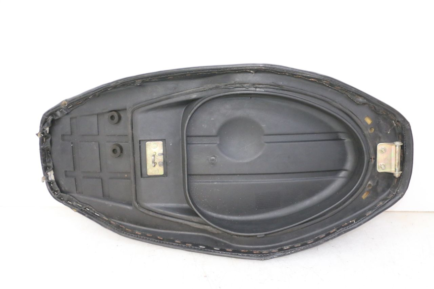 photo de SELLE PEUGEOT V-CLIC VCLIC 50 (2007 - 2013) - Altra vista dell'articolo