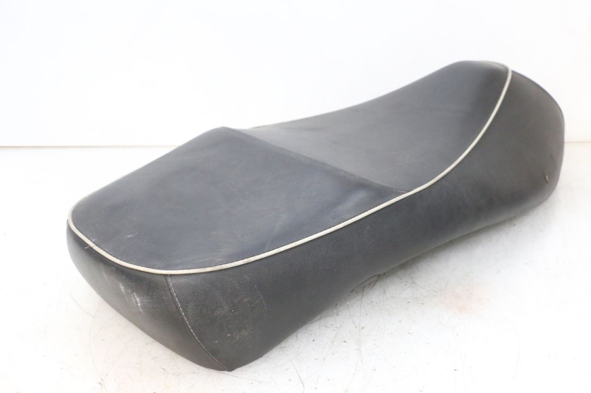 photo de SELLA PIAGGIO VESPA GTS SUPER IE 125 (2009 - 2016) - Primo piano ad alta risoluzione