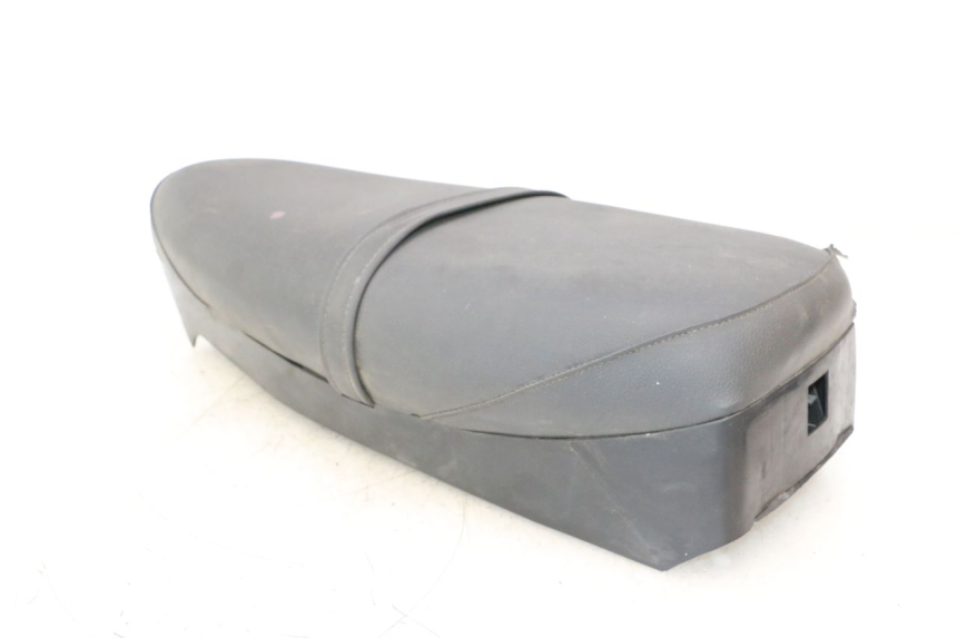 photo de SELLA PIAGGIO VESPA PK FL 2T 50 (1990 - 1996) - Stato della superficie e materiale