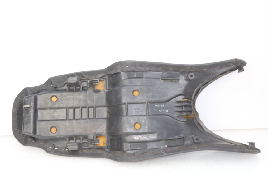 photo de SELLA HONDA VFR FI RC46 800 (1998 - 2001) - Ispezione visiva dettagliata