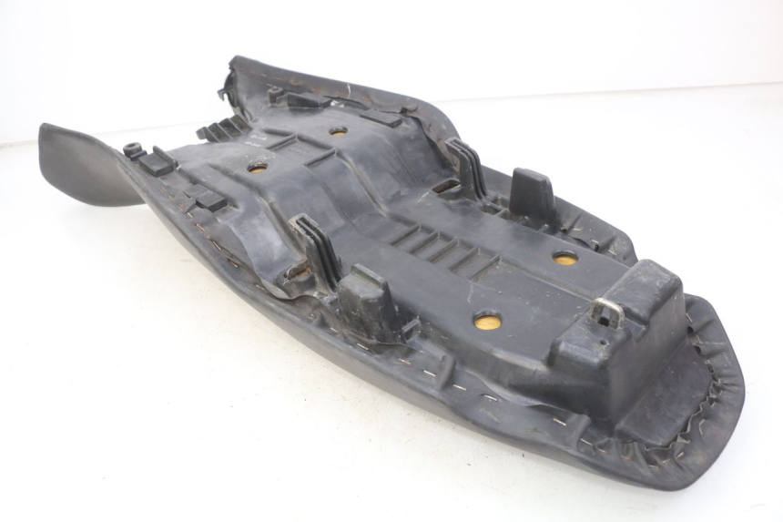 photo de SELLA HONDA VFR FI RC46 800 (1998 - 2001) - Stato della superficie e materiale