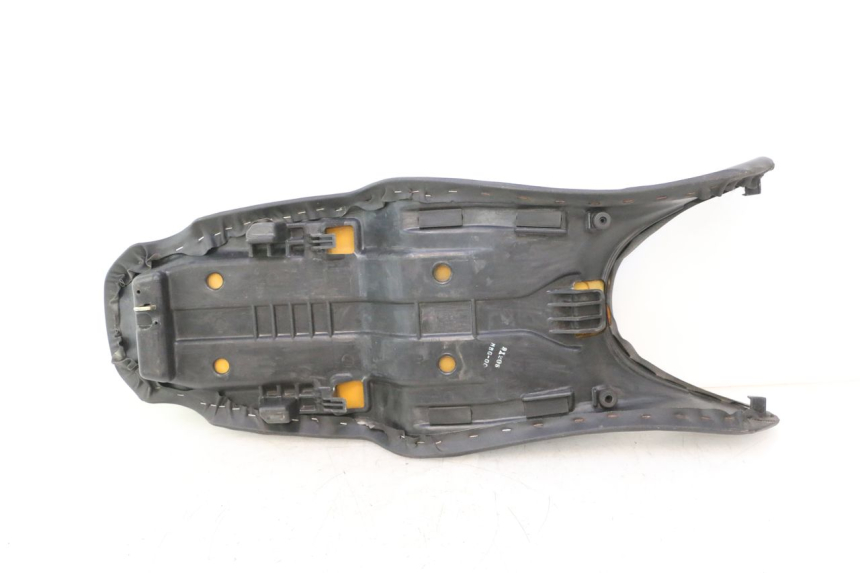 photo de SELLA HONDA VFR FI RC46 800 (1998 - 2001) - Altra vista dell'articolo