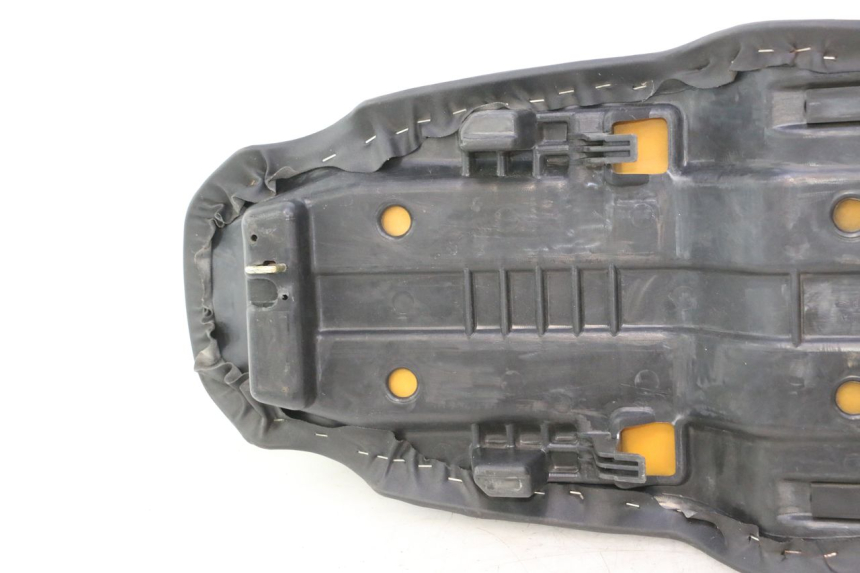 photo de SELLA HONDA VFR FI RC46 800 (1998 - 2001) - Marcature e riferimenti originali