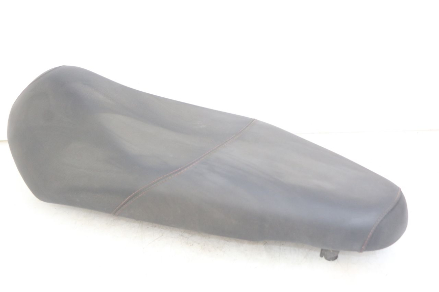 photo de SELLE HONDA VISION NSC R 50 (2013 - 2015) - Dettagli dei punti di fissaggio