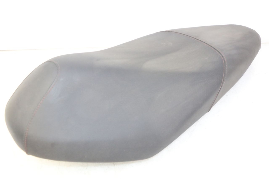 photo de SELLE HONDA VISION NSC R 50 (2013 - 2015) - Stato della superficie e materiale