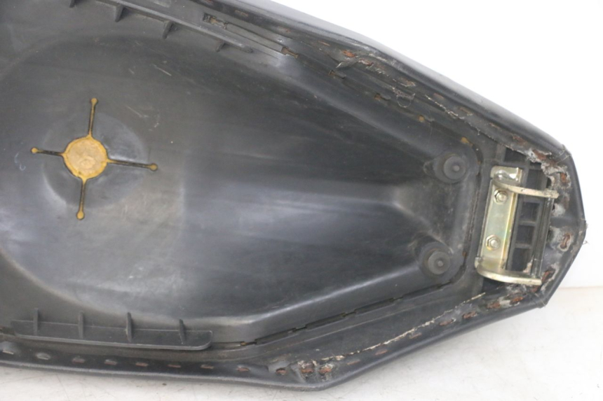 photo de SELLE PEUGEOT VIVACITY NEW 2T 50 (2008 - 2017) - Vista d'insieme del prodotto