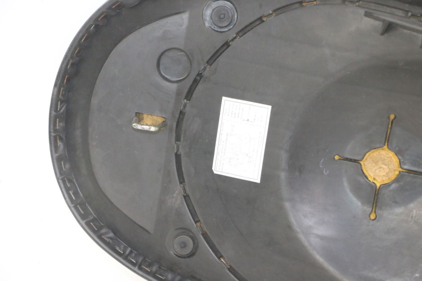 photo de SELLE PEUGEOT VIVACITY NEW 2T 50 (2008 - 2017) - Dettagli dei punti di fissaggio