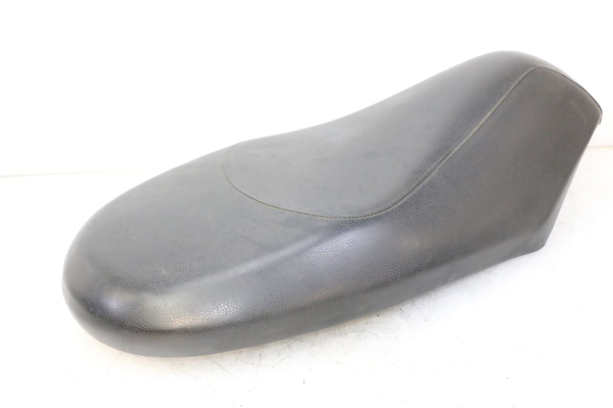 photo de SELLE PEUGEOT VIVACITY NEW 2T 50 (2008 - 2017) - Caratteristiche distintive