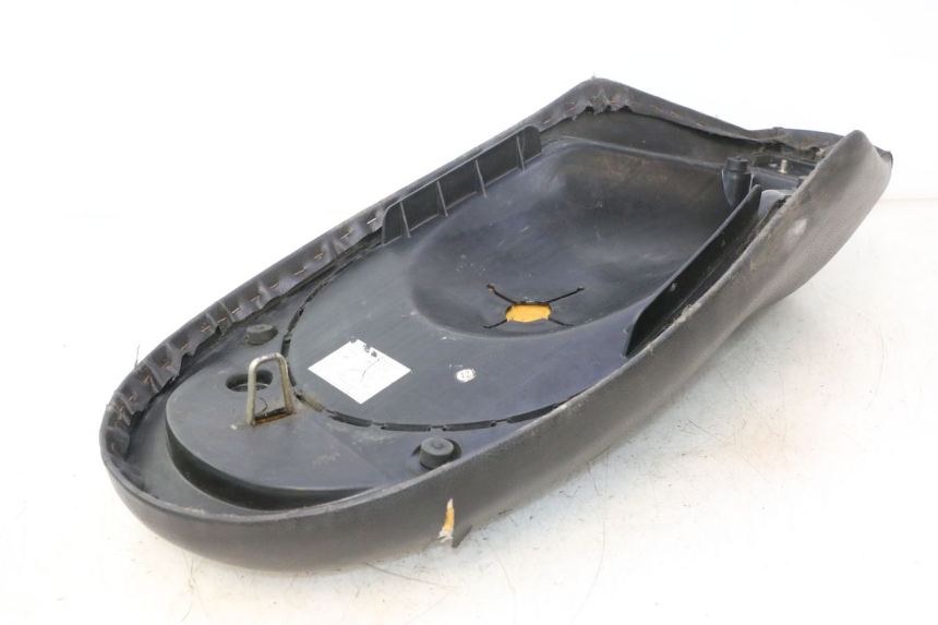 photo de SELLE PEUGEOT VIVACITY NEW 2T 50 (2008 - 2017) - Altra vista dell'articolo