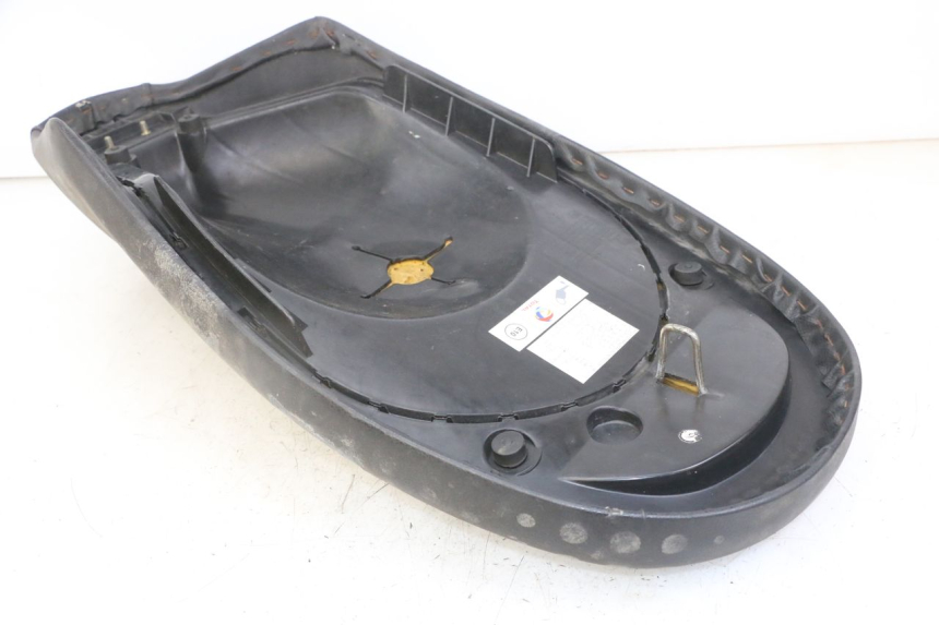 photo de SELLE PEUGEOT VIVACITY NEW 4T 50 (2008 - 2017) - Altra vista dell'articolo