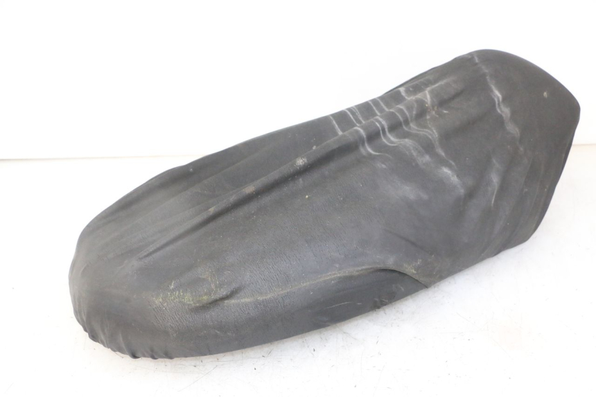 photo de SELLE PEUGEOT VIVACITY NEW 4T 50 (2008 - 2017) - Primo piano tecnico