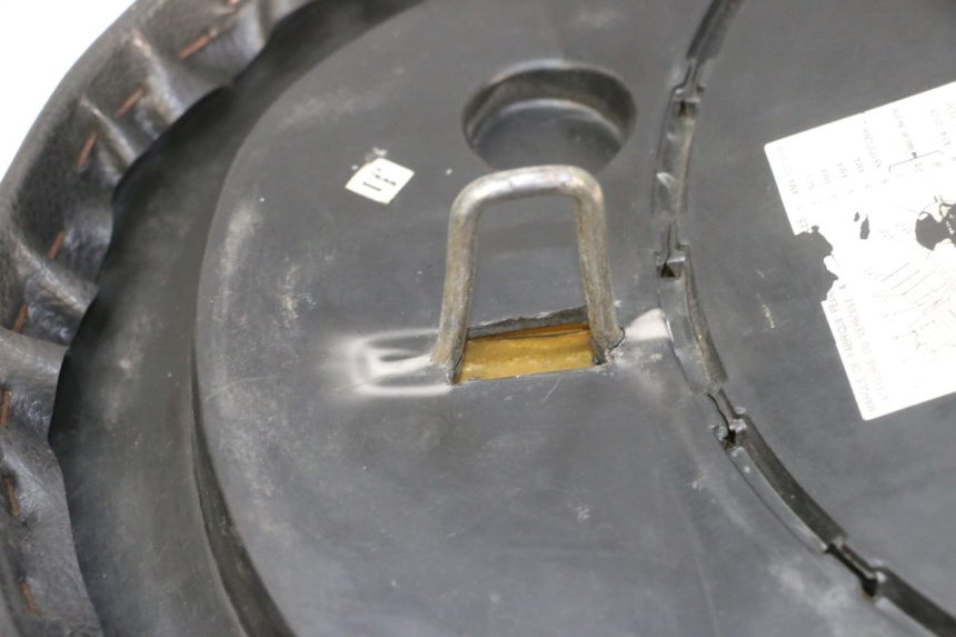 photo de SELLE PEUGEOT VIVACITY NEW 4T 50 (2008 - 2017) - Primo piano tecnico