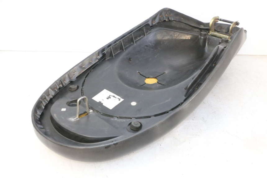 photo de SELLE PEUGEOT VIVACITY NEW 4T 50 (2008 - 2017) - Ricambio usato controllato