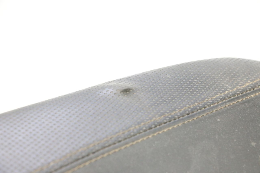 photo de SELLE PEUGEOT VIVACITY 50 (1998 - 2003) - Zoom sullo stato d'uso