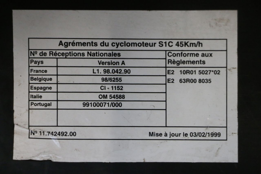 photo de SELLE PEUGEOT VIVACITY 50 (1998 - 2003) - Dettaglio del componente