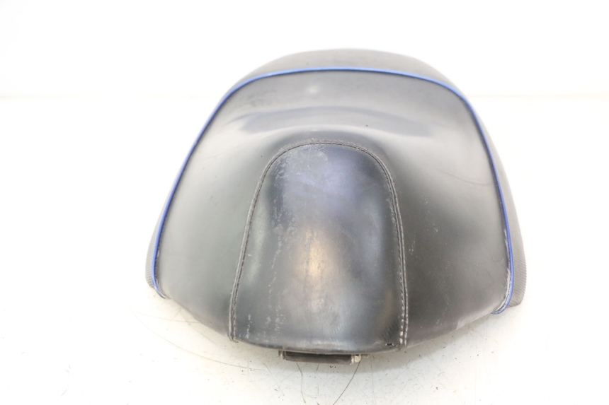 photo de SELLE PEUGEOT VIVACITY 50 (1998 - 2003) - Primo piano ad alta risoluzione