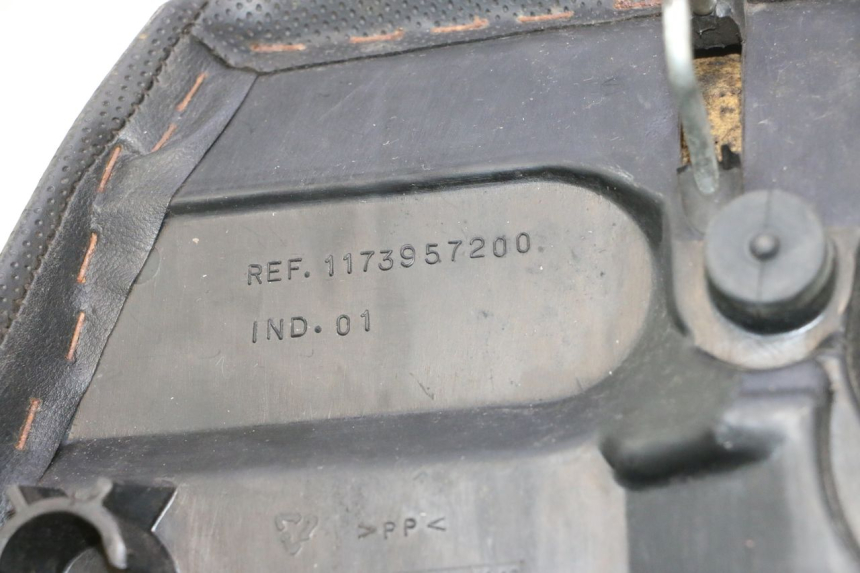 photo de SELLE PEUGEOT VIVACITY 50 (1998 - 2003) - Altra angolazione