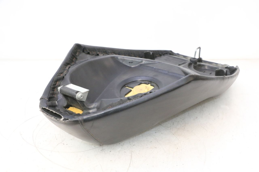 photo de SELLA PEUGEOT VIVACITY 50 (2004 - 2009) - Primo piano tecnico