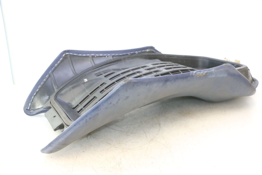 photo de SELLA YAMAHA WAVE RUNNER GP R 1200 (2000 - 2003) - Dettaglio del componente