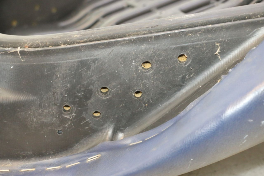 photo de SELLA YAMAHA WAVE RUNNER GP R 1200 (2000 - 2003) - Dettagli dei punti di fissaggio
