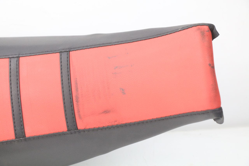 photo de SELLA YAMAHA WR R 125 (2009 - 2017) - Stato della superficie e materiale