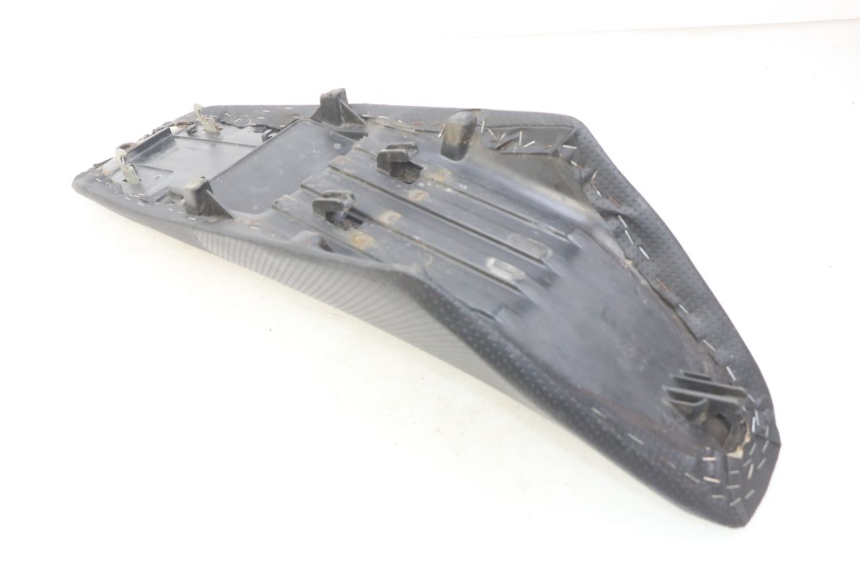 photo de SELLE MBK X-LIMIT XLIMIT 50 (2003 - 2006) - Stato della superficie e materiale