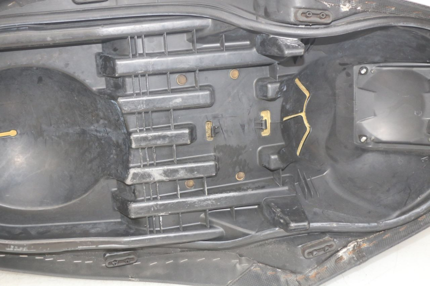 photo de SELLE YAMAHA X-MAX XMAX 250 (2006 - 2009) - Foto prodotto supplementare