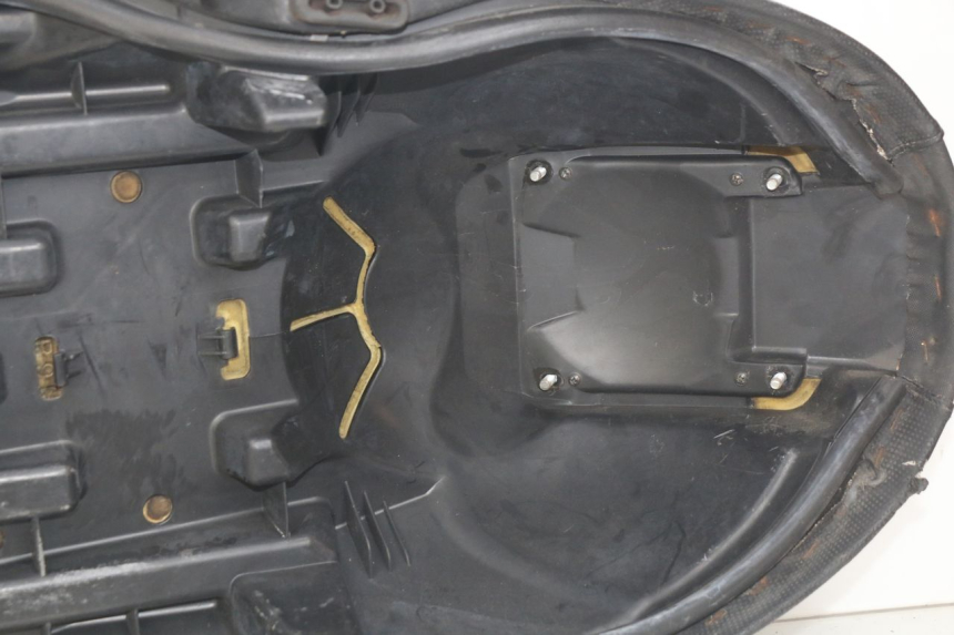 photo de SELLE YAMAHA X-MAX XMAX 250 (2006 - 2009) - Ispezione visiva dettagliata