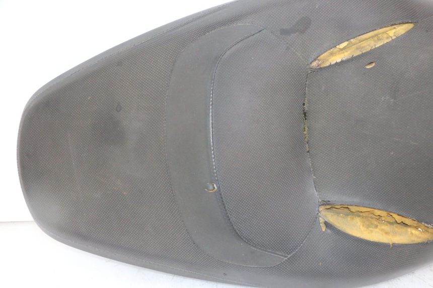 photo de SELLE YAMAHA XMAX X-MAX 125 (2006 - 2009) - Angolazione alternativa