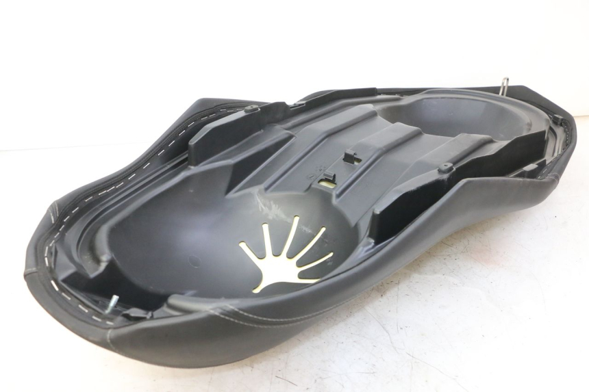 photo de SELLA YAMAHA XMAX X-MAX 125 (2021 - 2025) - Primo piano tecnico