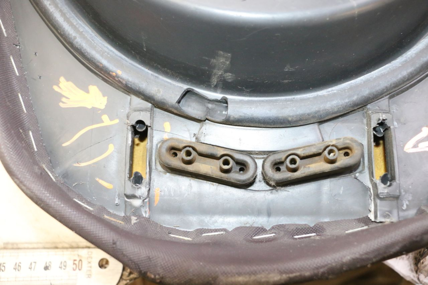 photo de SELLE YAMAHA X-MAX XMAX 250 (2006 - 2009) - Caratteristiche distintive