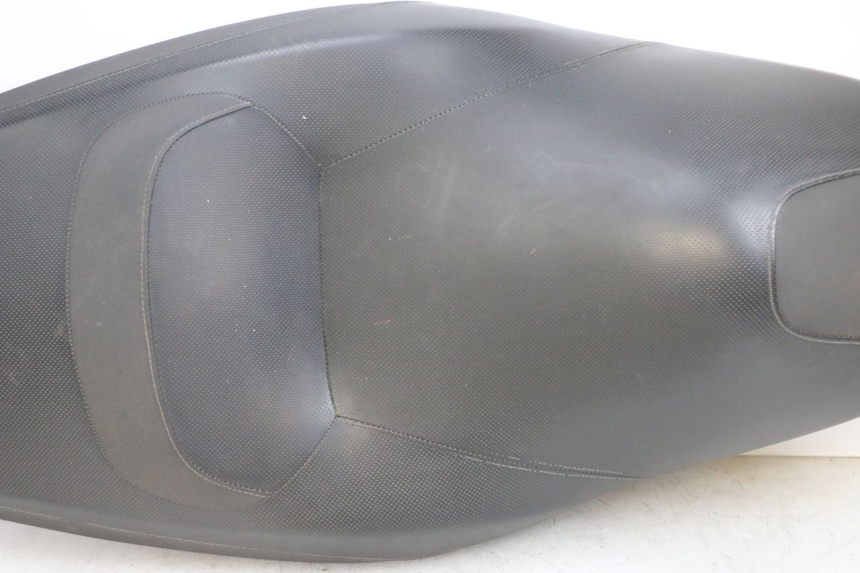 photo de SELLE YAMAHA XMAX X-MAX 125 (2006 - 2009) - Zoom qualità usato