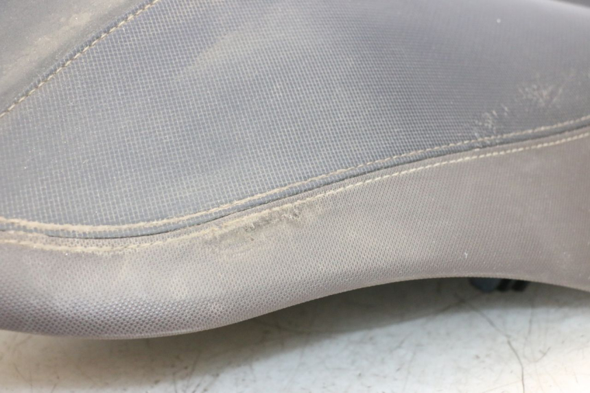 photo de SELLE YAMAHA X-MAX XMAX 125 (2010 - 2013) - Dettaglio del componente