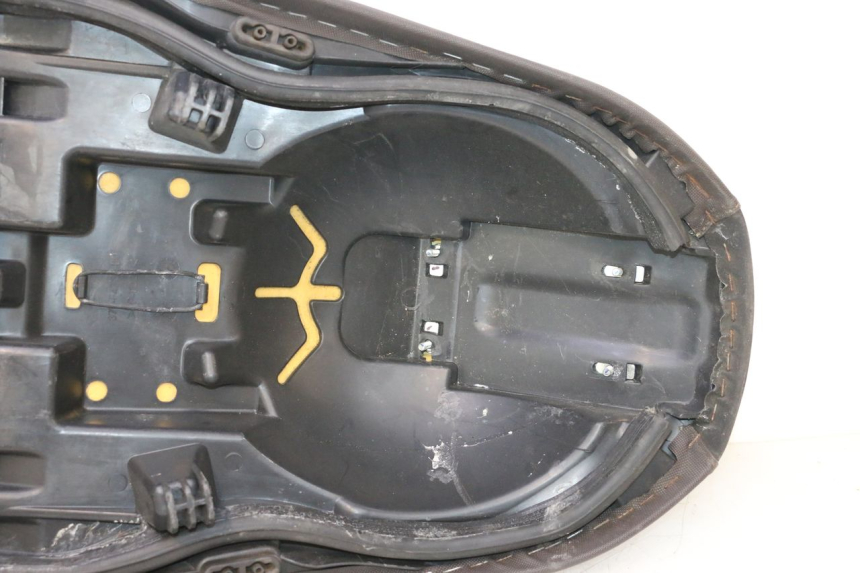 photo de SELLE YAMAHA X-MAX XMAX 125 (2010 - 2013) - Dettaglio del componente