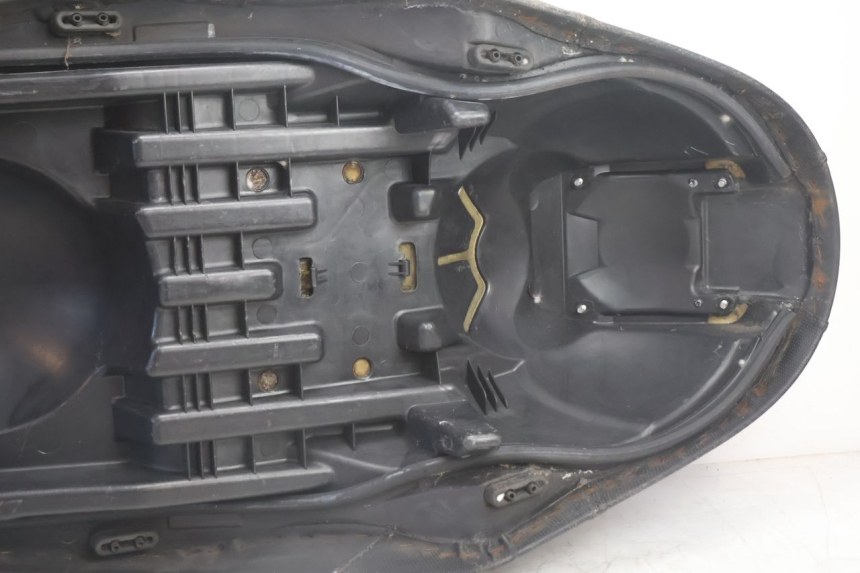 photo de SELLE YAMAHA XMAX X-MAX 125 (2006 - 2009) - Altra vista dell'articolo