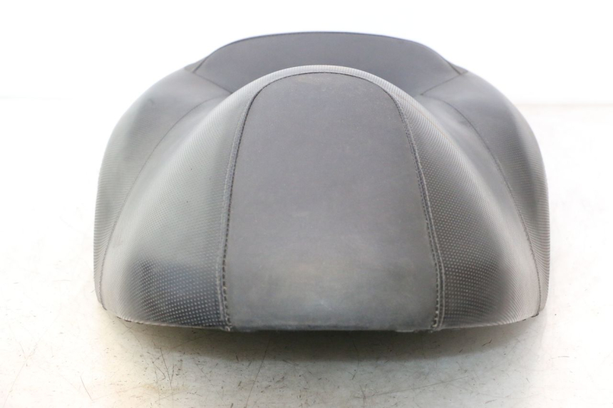 photo de SELLE YAMAHA XMAX X-MAX 125 (2006 - 2009) - Caratteristiche distintive
