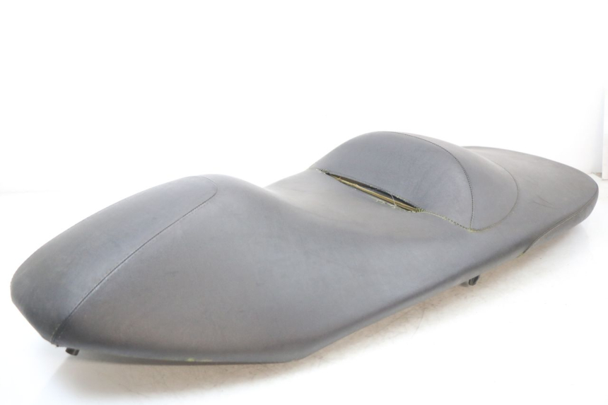 photo de SELLE PIAGGIO X10 125 (2012 - 2017) - Primo piano tecnico