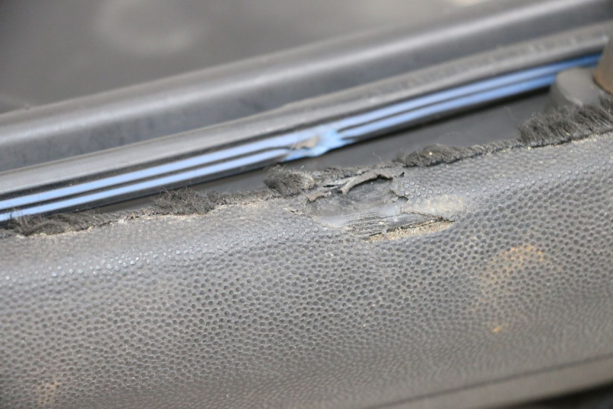 photo de SELLE PIAGGIO X9 125 (2000 - 2003) - Marcature e riferimenti originali