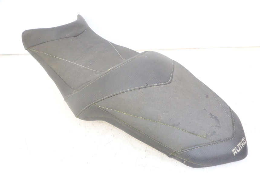 photo de SELLA YAMAHA XJ6 ABS 600 (2008 - 2016) - Angolazione alternativa