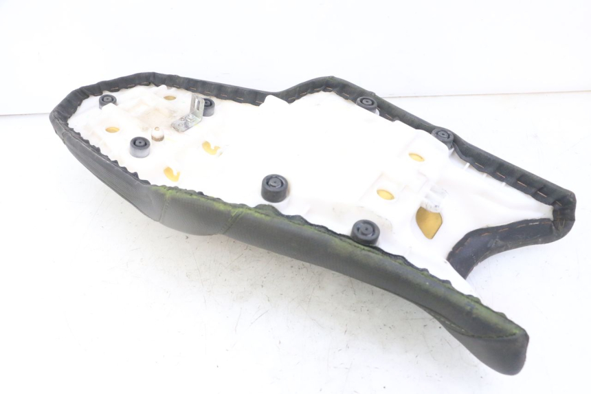 photo de SELLA YAMAHA XJ6 ABS 600 (2008 - 2016) - Vista d'insieme del prodotto