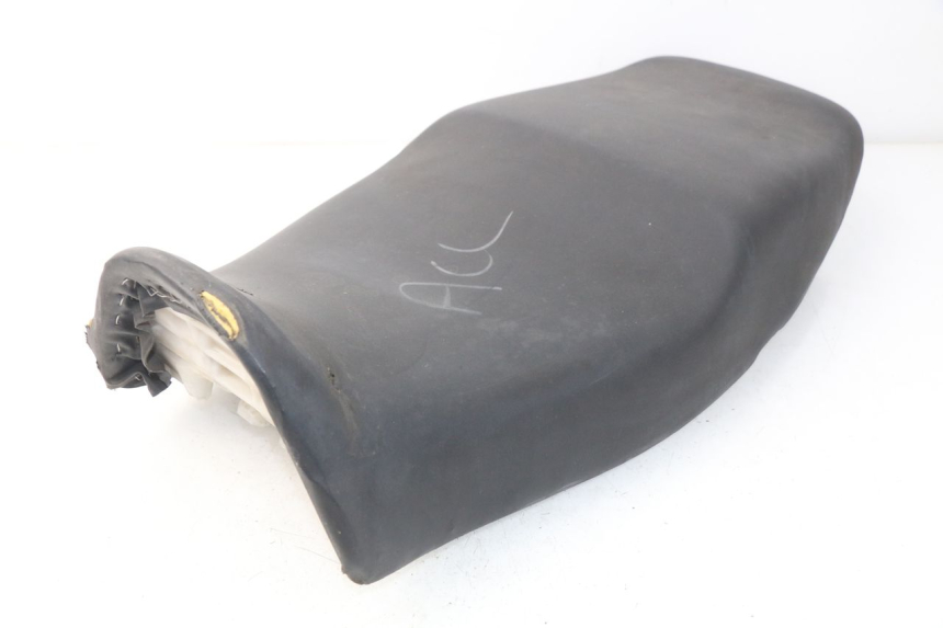 photo de SELLE YAMAHA XJ600 XJ DIVERSION 600 (1992 - 1997) - Dettaglio del componente