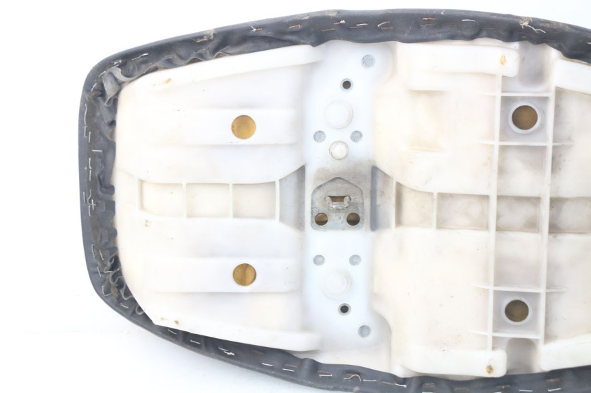 photo de SELLE YAMAHA XJ600 XJ DIVERSION 600 (1992 - 1997) - Primo piano ad alta risoluzione